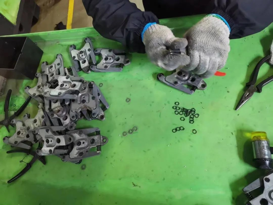 DB真人旗舰精机